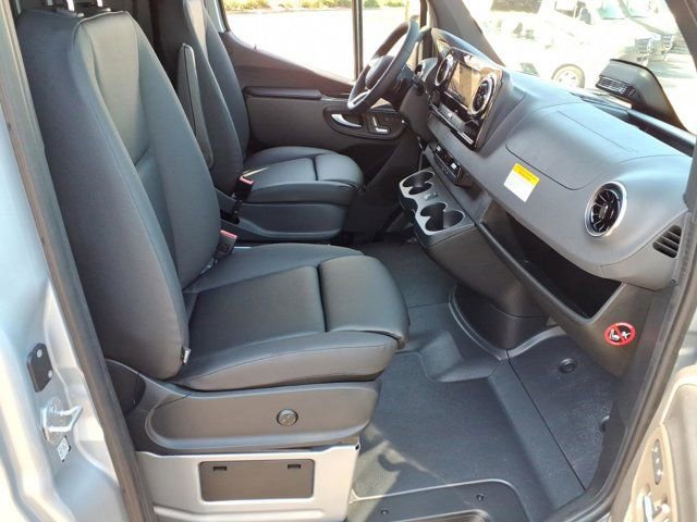 New 2026 Mercedes-Benz Sprinter 2500 image 17
