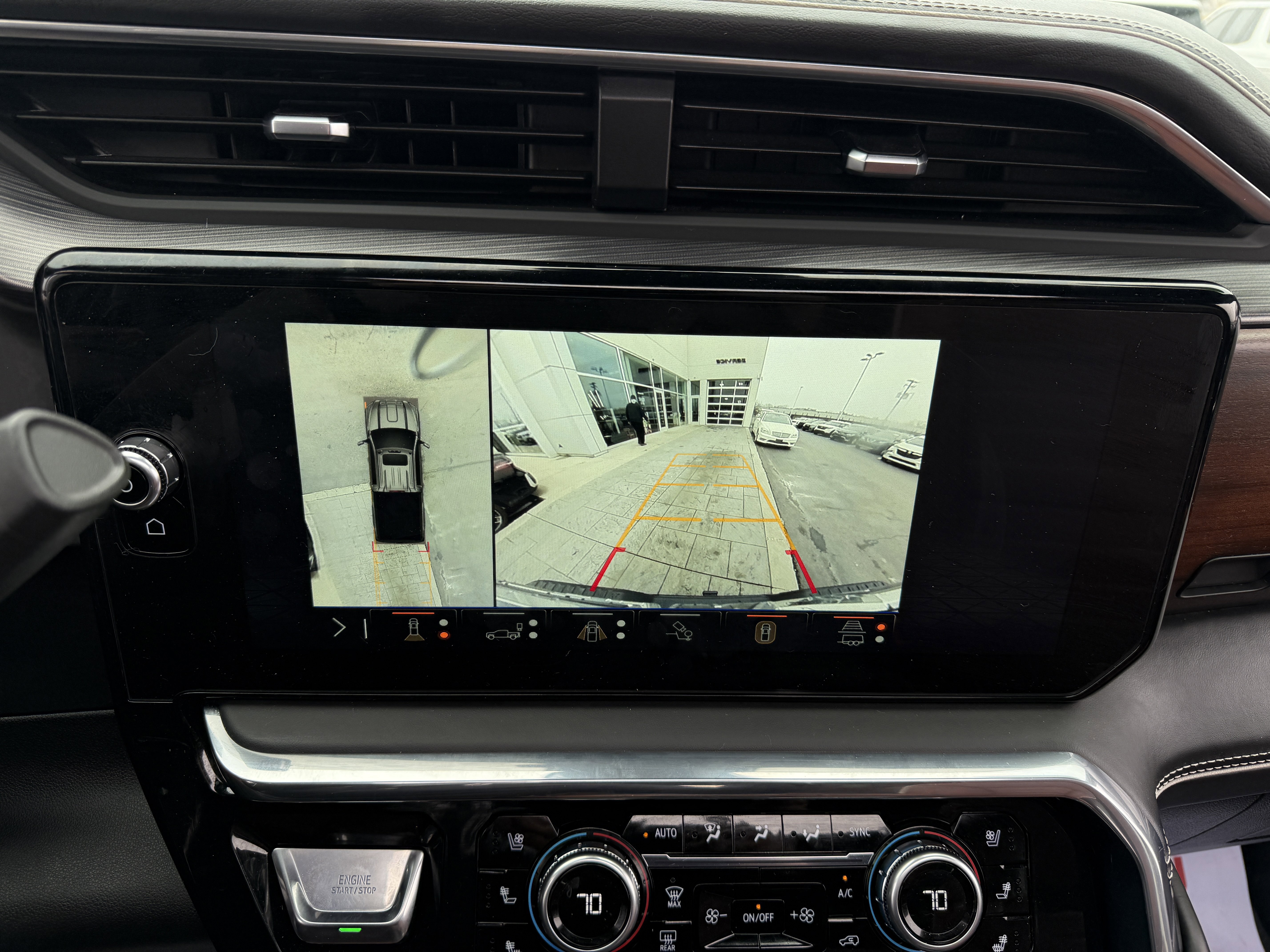 Used 2025 GMC Sierra 2500 Denali Ultimate image 21