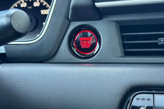 Certified 2023 Honda Pilot Touring image 24