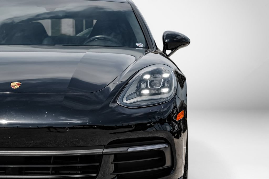 Used 2018 Porsche Panamera 4 AWD/4WD image 49