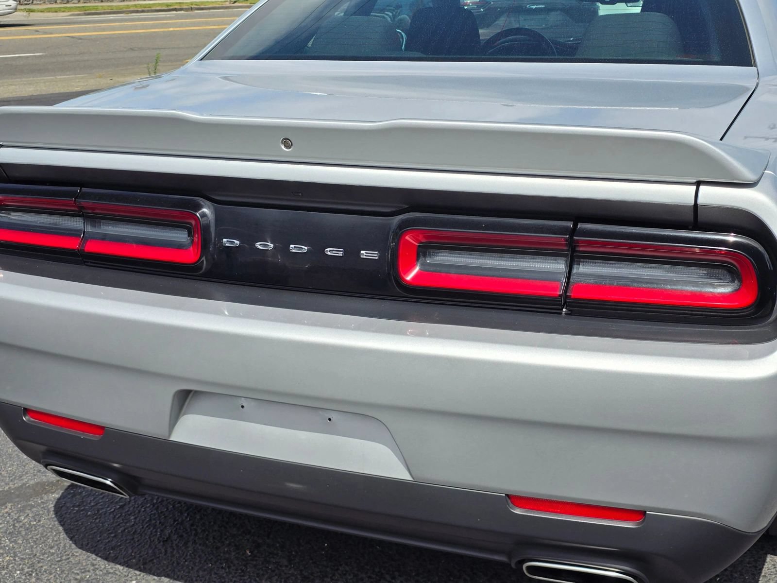 Used 2020 Dodge Challenger SXT RWD image 14