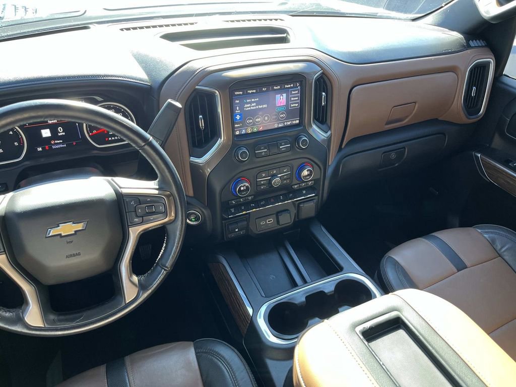 Used 2020 Chevrolet Silverado 3500 High Country image 13