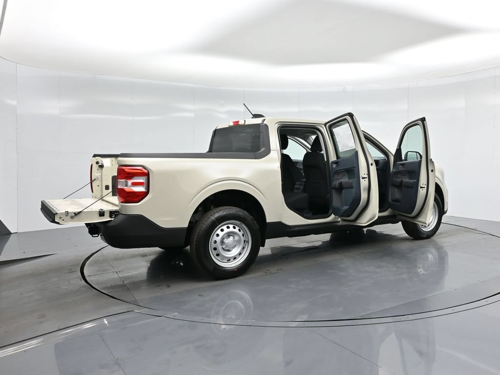 New 2025 Ford Maverick XL FWD image 5