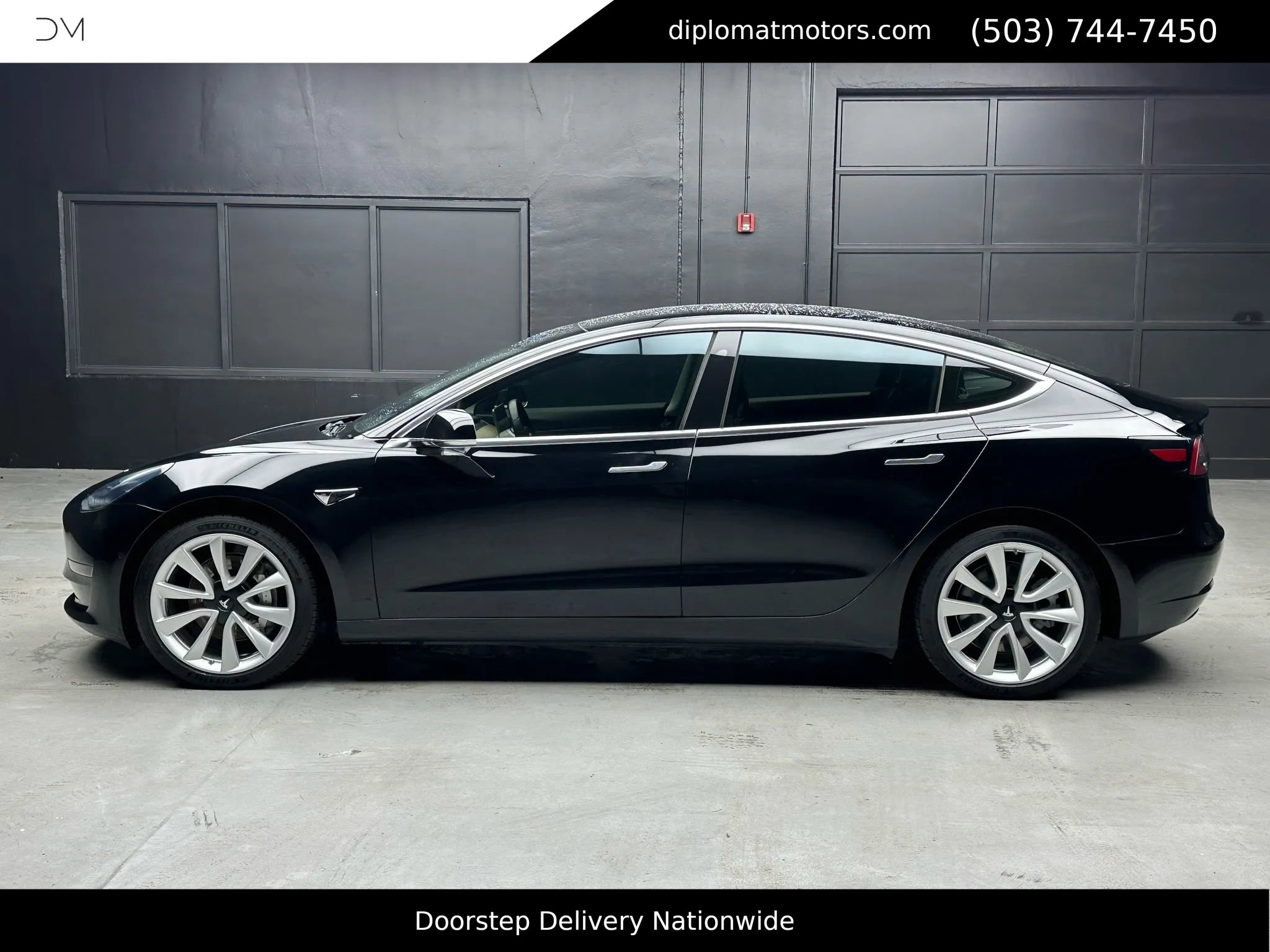 Used 2019 Tesla Model 3 Standard Range Plus image 2