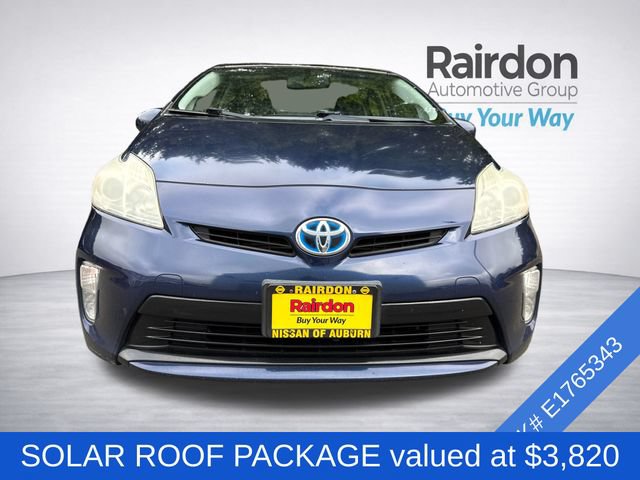Used 2014 Toyota Prius Four w/ Solar Roof Package FWD image 2
