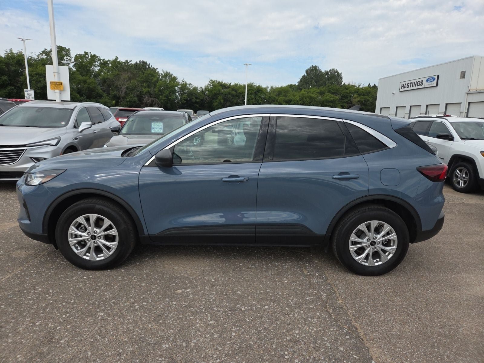 Used 2024 Ford Escape Active AWD/4WD image 6