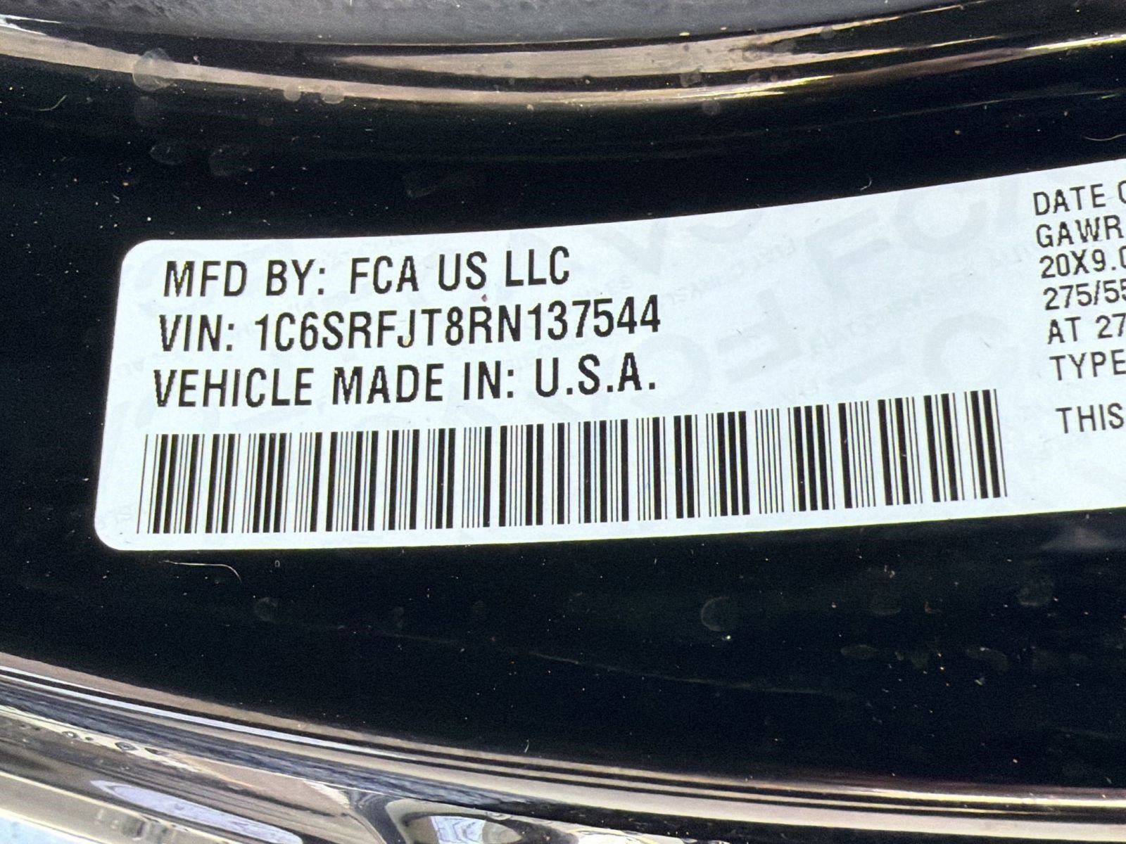 Used 2024 RAM 1500 Laramie AWD/4WD image 19