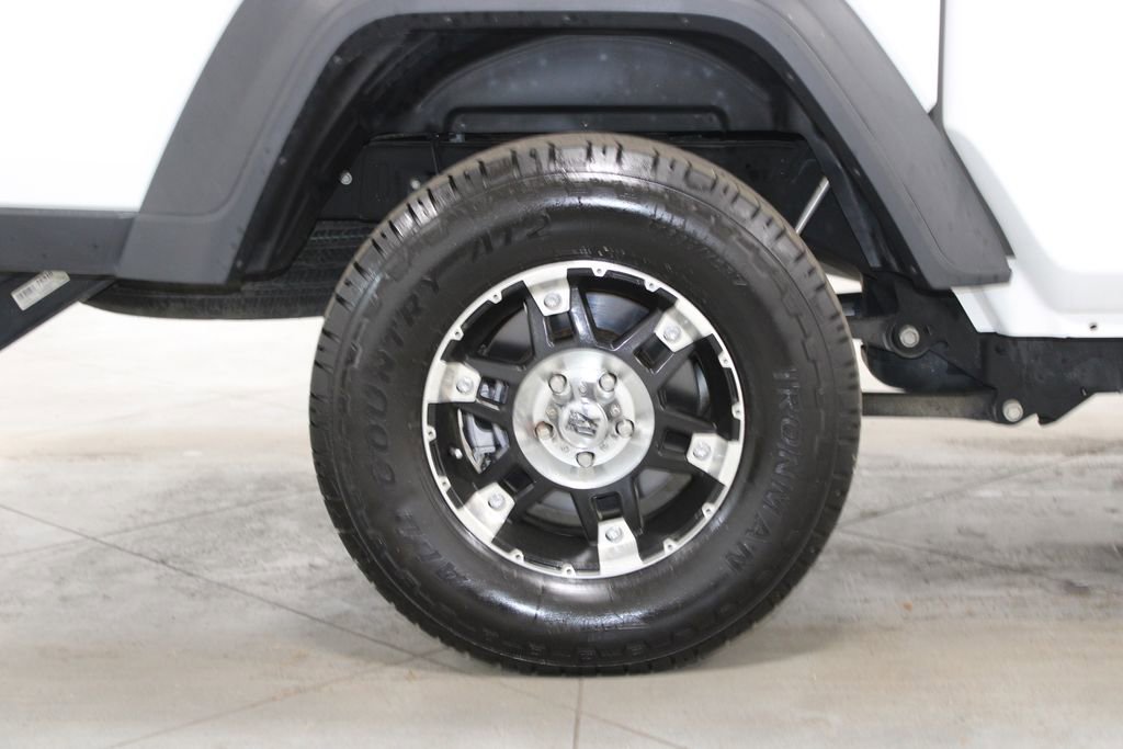 Used 2021 Jeep Gladiator Sport AWD/4WD image 13