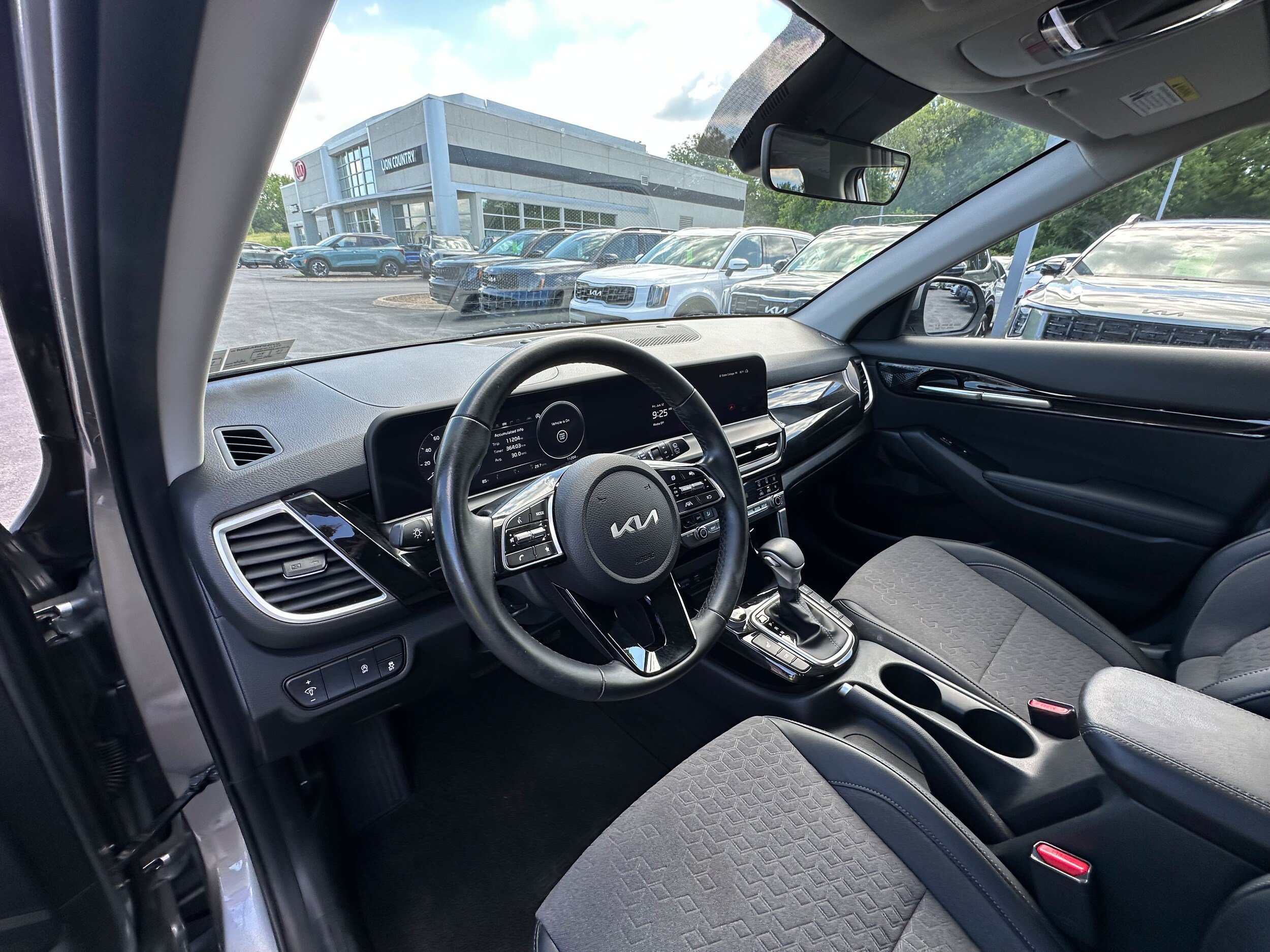 Used 2024 Kia Seltos S AWD/4WD image 21