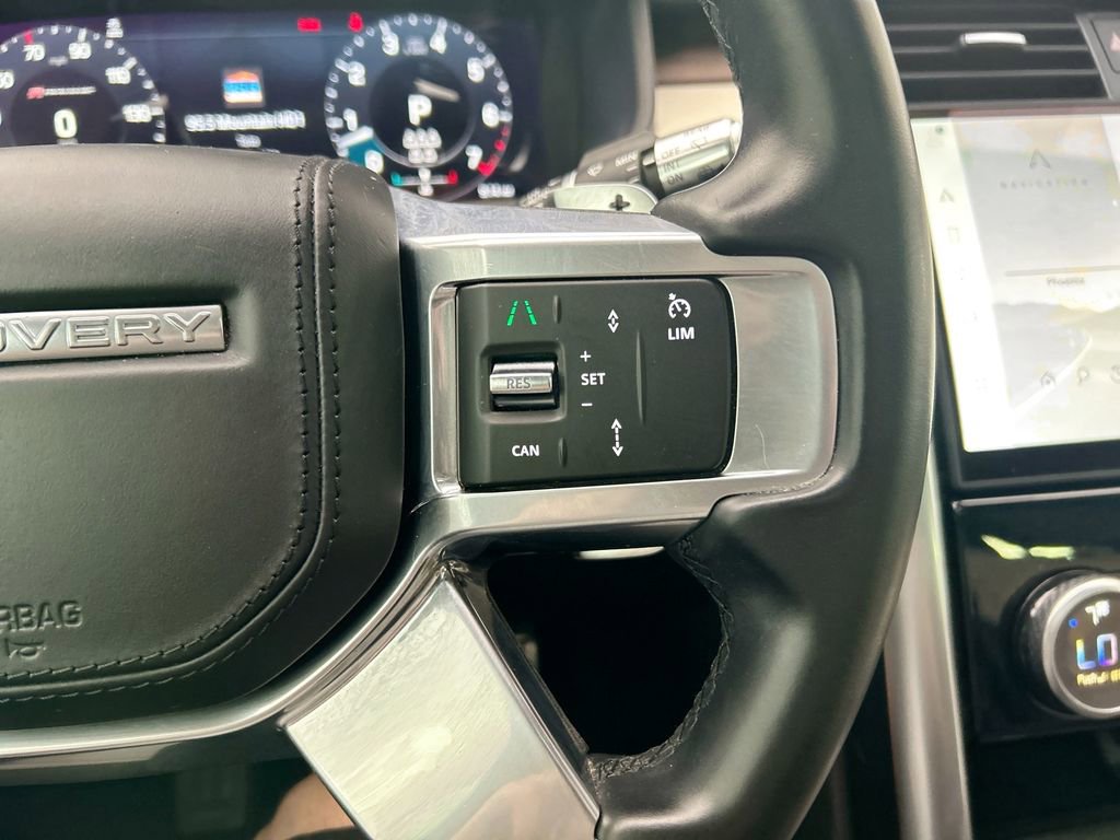 Certified 2022 Land Rover Discovery HSE R-Dynamic AWD/4WD image 12