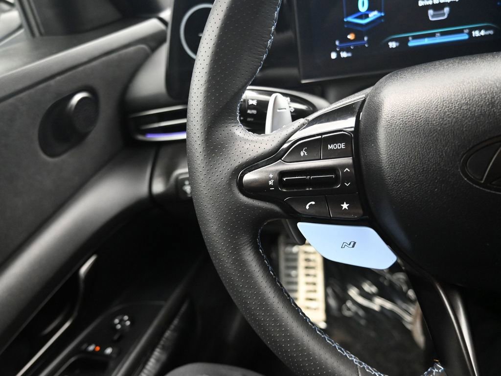 Used 2025 Hyundai Elantra N image 16