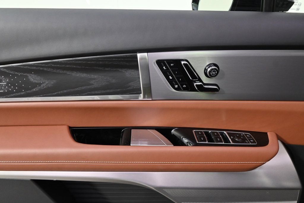 New 2026 Cadillac Vistiq Platinum image 21