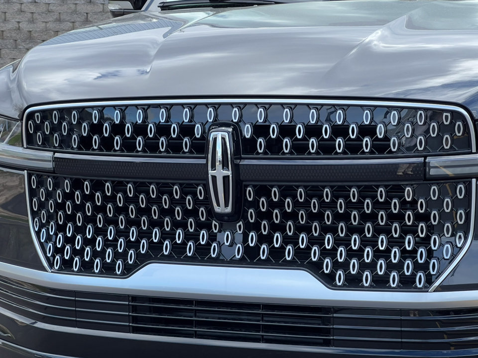 New 2026 Lincoln Navigator Reserve AWD/4WD image 39
