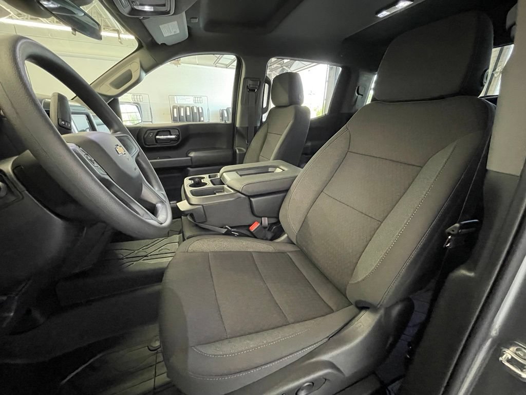 New 2026 Chevrolet Silverado 1500 Custom w/ Turbomax Blackout Package AWD/4WD image 22