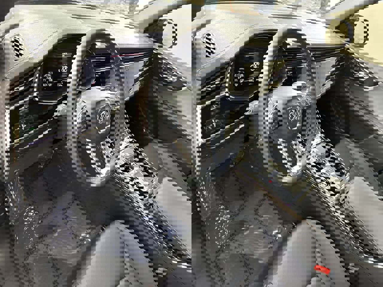 Used 2025 Audi Q8 Premium Plus w/ Premium Plus Package image 23