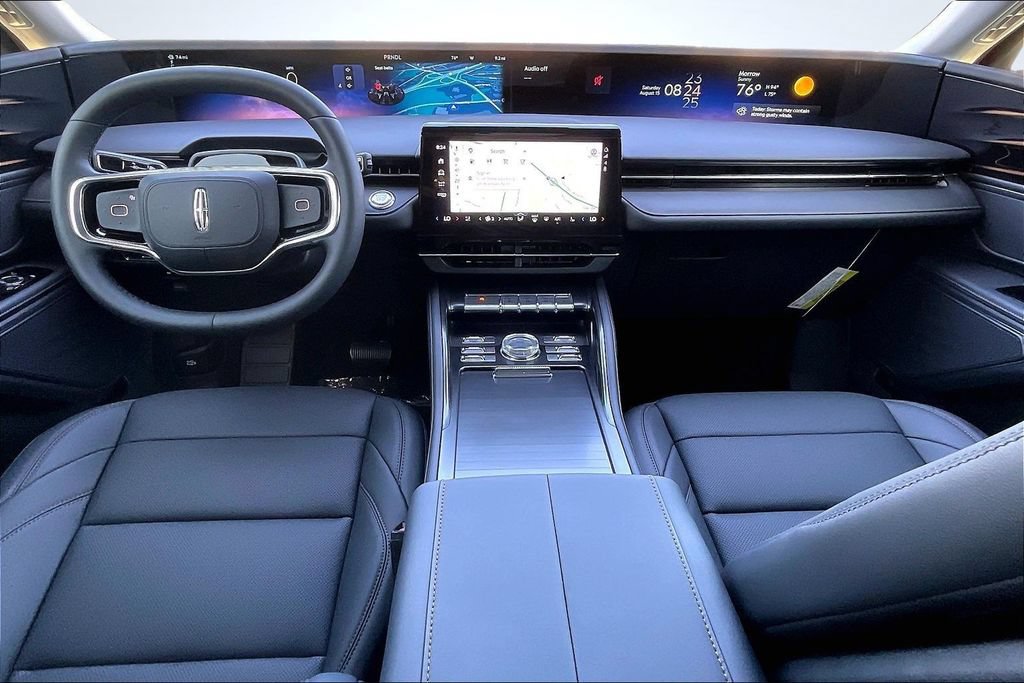 New 2026 Lincoln Nautilus Premier AWD/4WD image 5