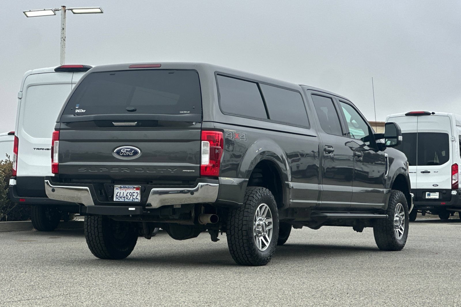 Used 2017 Ford F250 Lariat w/ Lariat Value Package AWD/4WD image 4