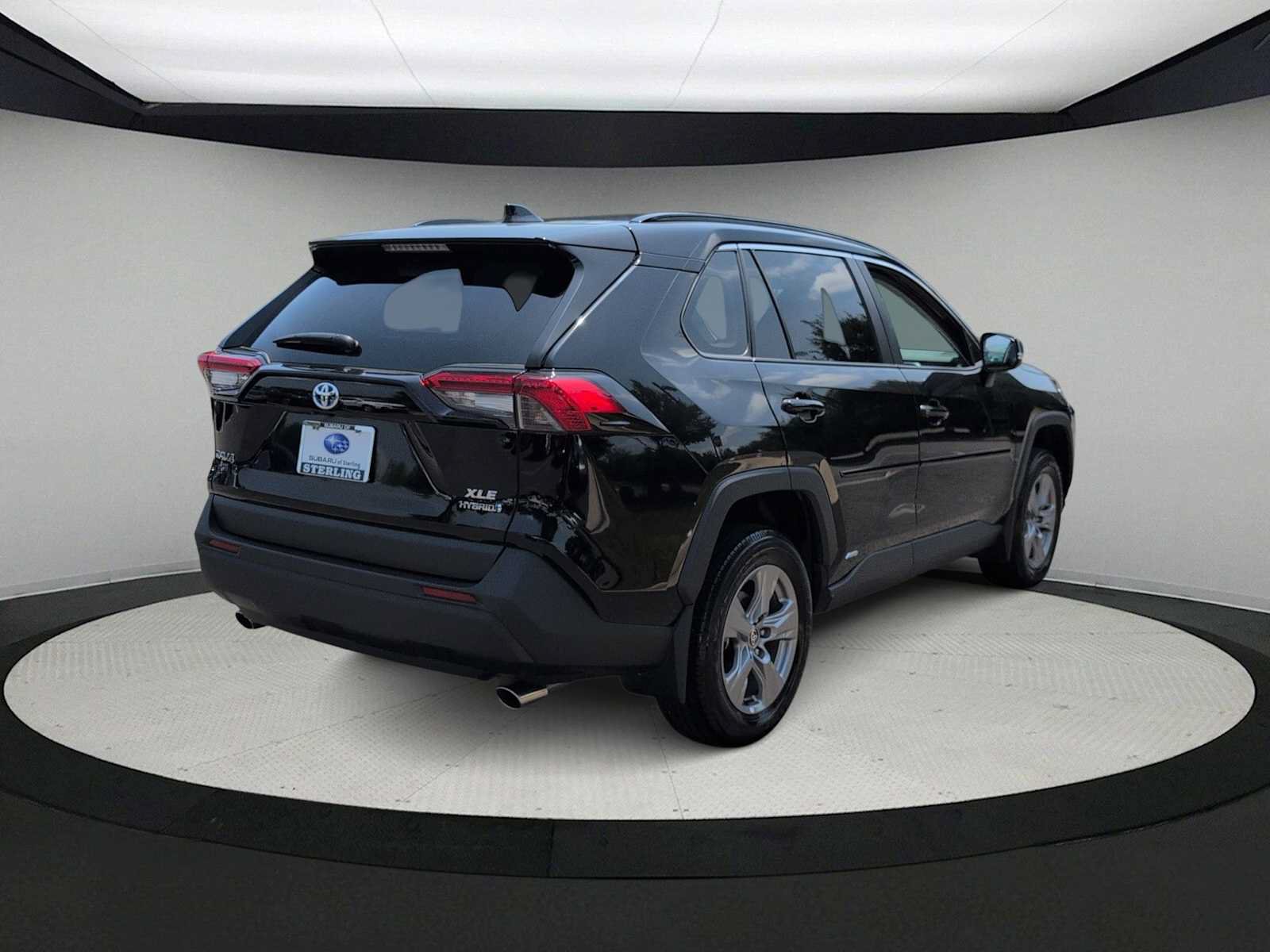 Used 2023 Toyota RAV4 XLE w/ Convenience Package AWD/4WD image 8