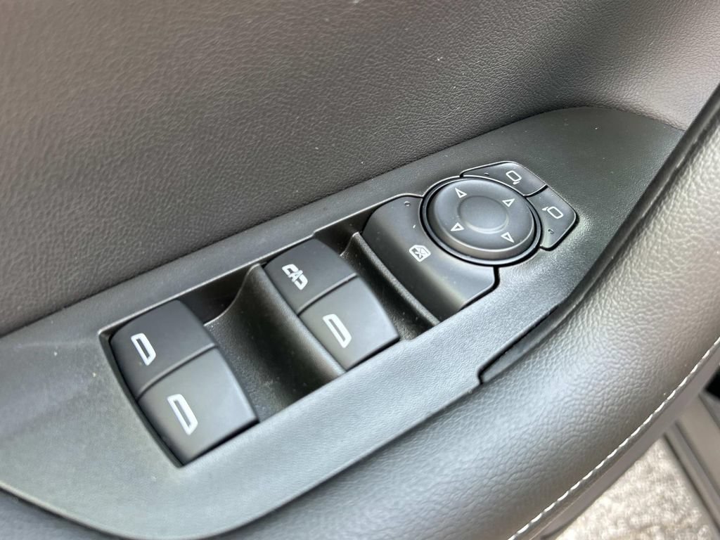 Used 2024 Chevrolet Blazer LT w/ Redline Edition FWD image 16