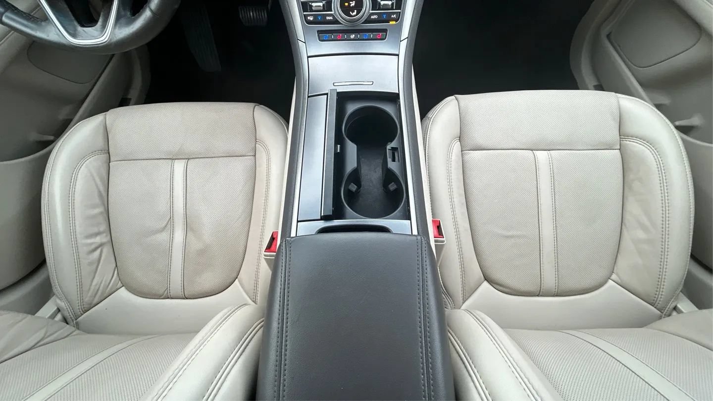 Used 2020 Lincoln MKZ Reserve w/ Elements Package AWD/4WD image 36