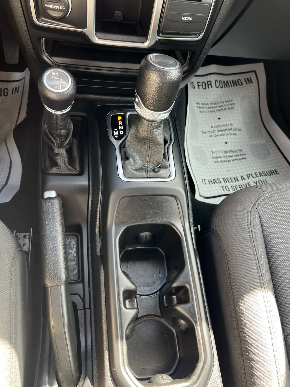 Used 2022 Jeep Wrangler Sport image 21