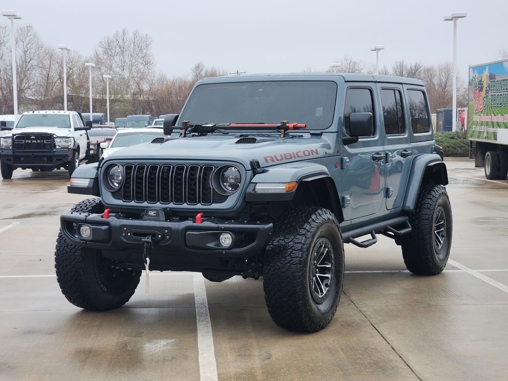 Used 2024 Jeep Wrangler Unlimited Rubicon image 3