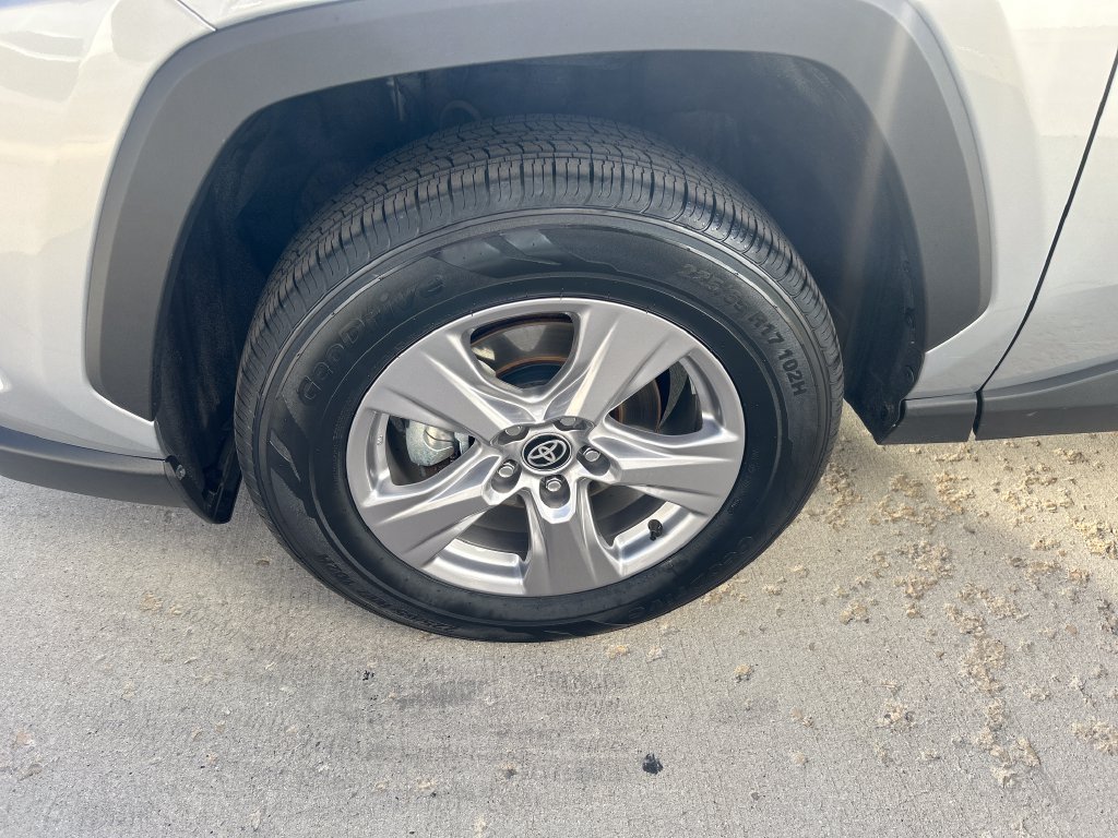 Certified 2025 Toyota RAV4 XLE AWD/4WD image 15
