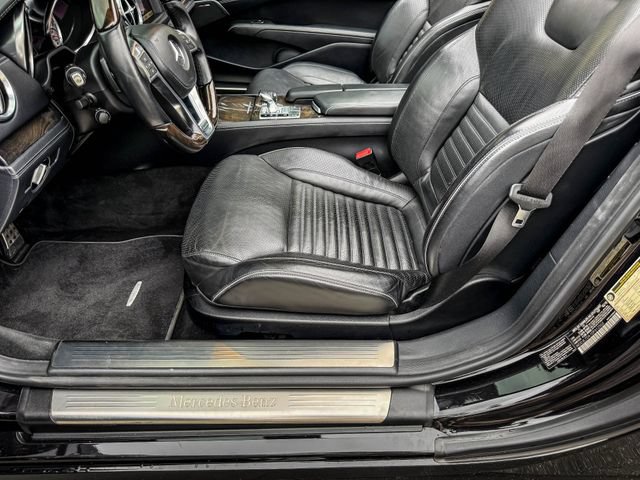 Used 2013 Mercedes-Benz SL 550 image 26