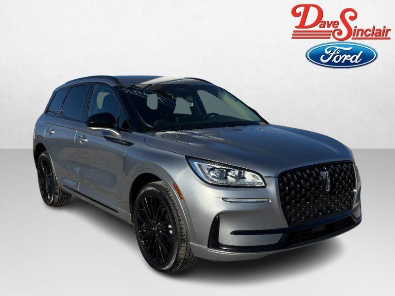 Used 2023 Lincoln Corsair Reserve w/ Jet Appearance Package image 4