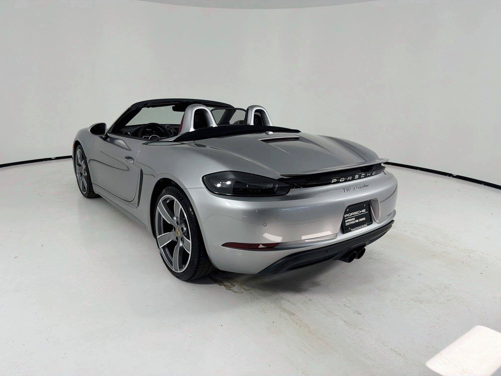 Certified 2024 Porsche 718 Boxster RWD image 8