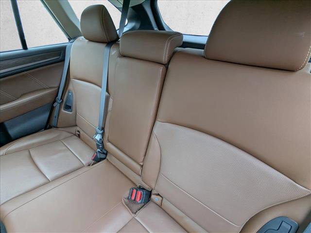 Used 2017 Subaru Outback 2.5i Touring w/ Popular Package #5A AWD/4WD image 10