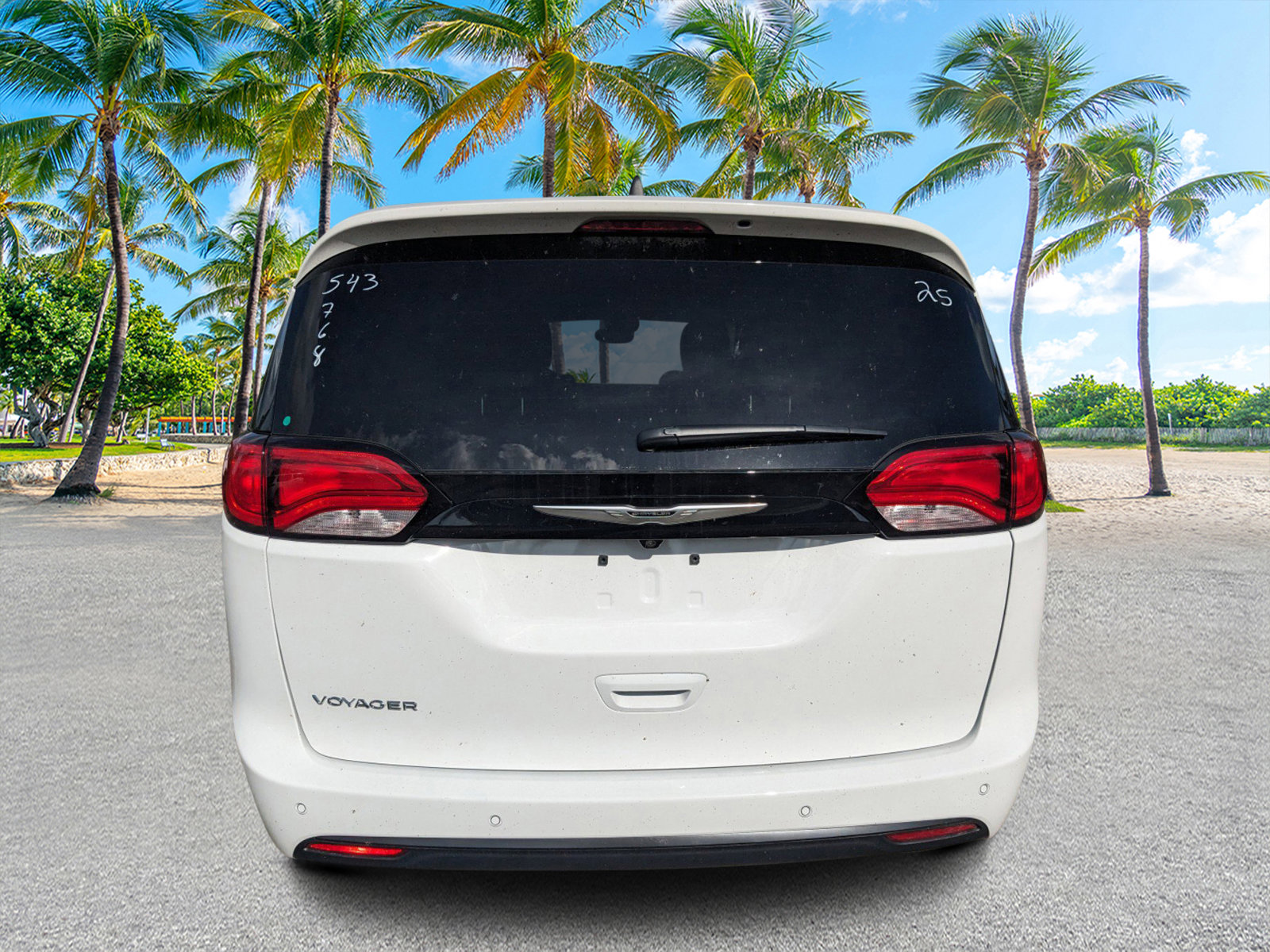 New 2025 Chrysler Voyager LX image 5