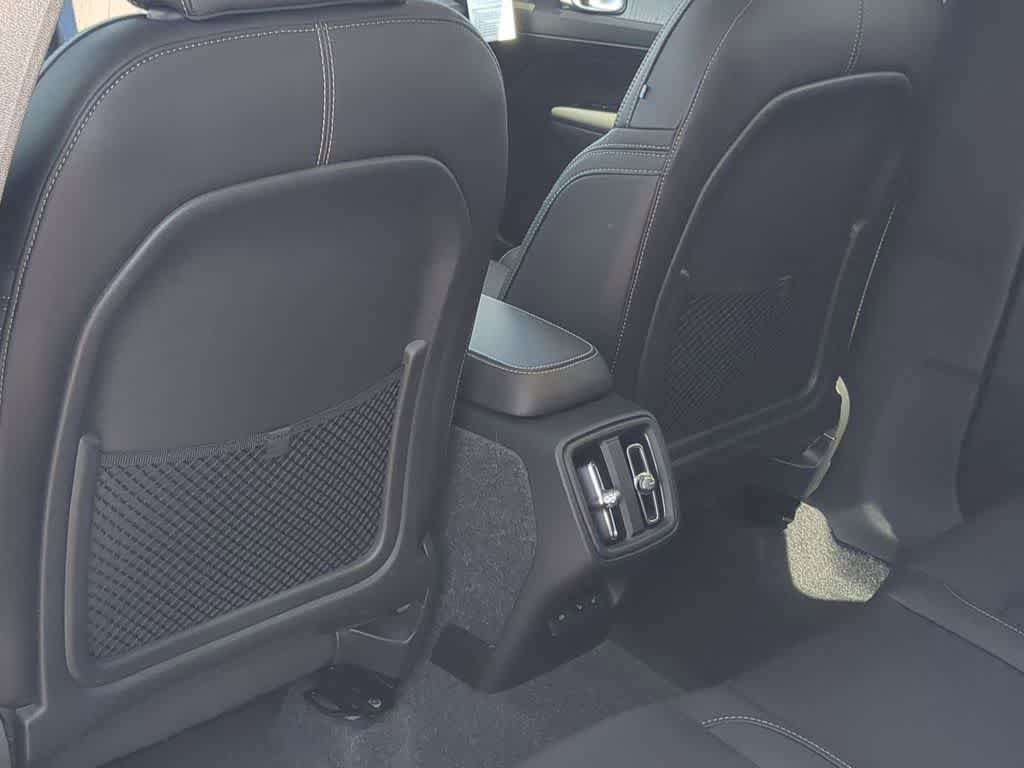 New 2026 Volvo XC40 B5 Plus w/ Protection Package Premier AWD/4WD image 17