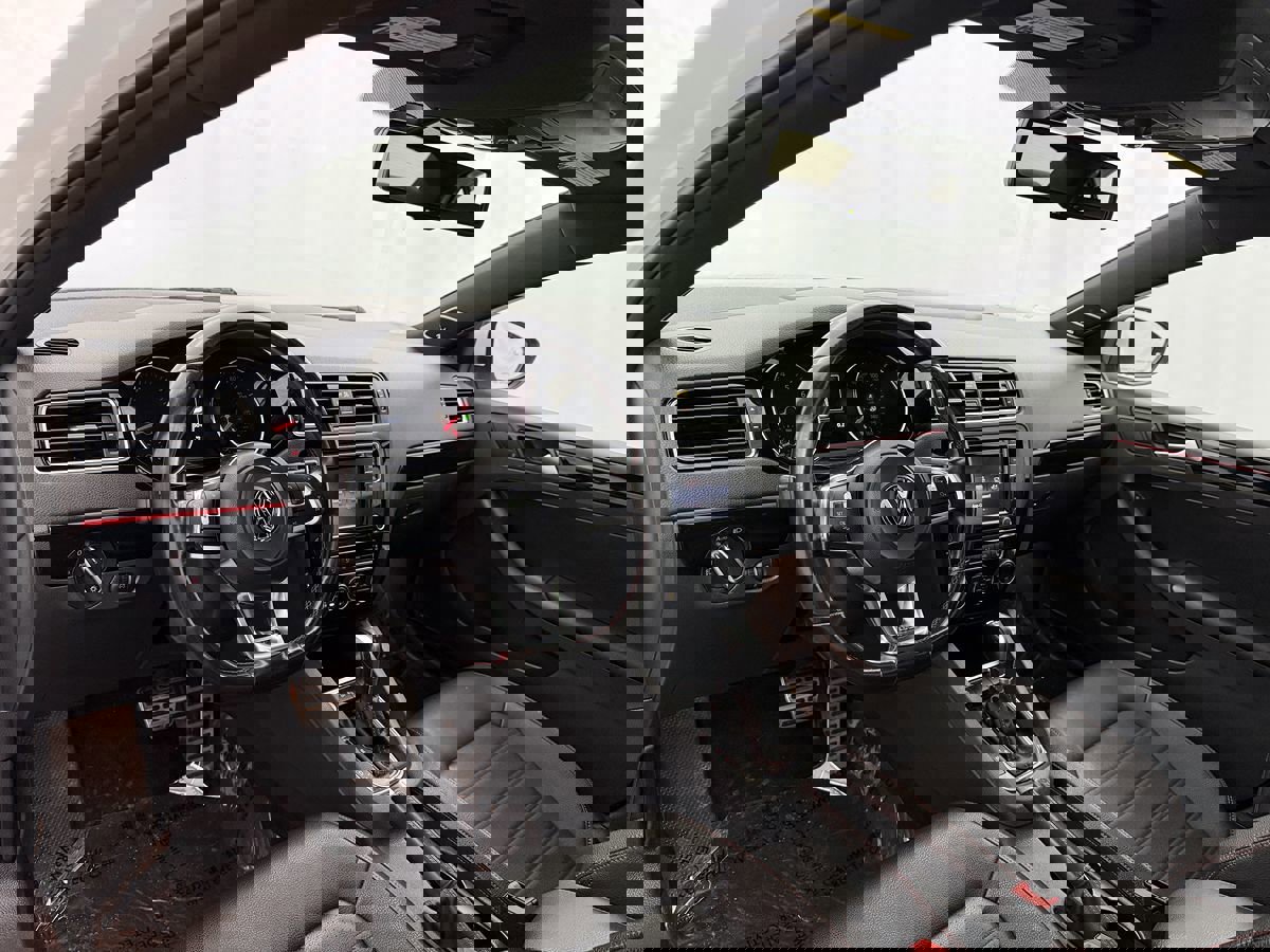 Used 2016 Volkswagen Jetta GLI SEL image 6