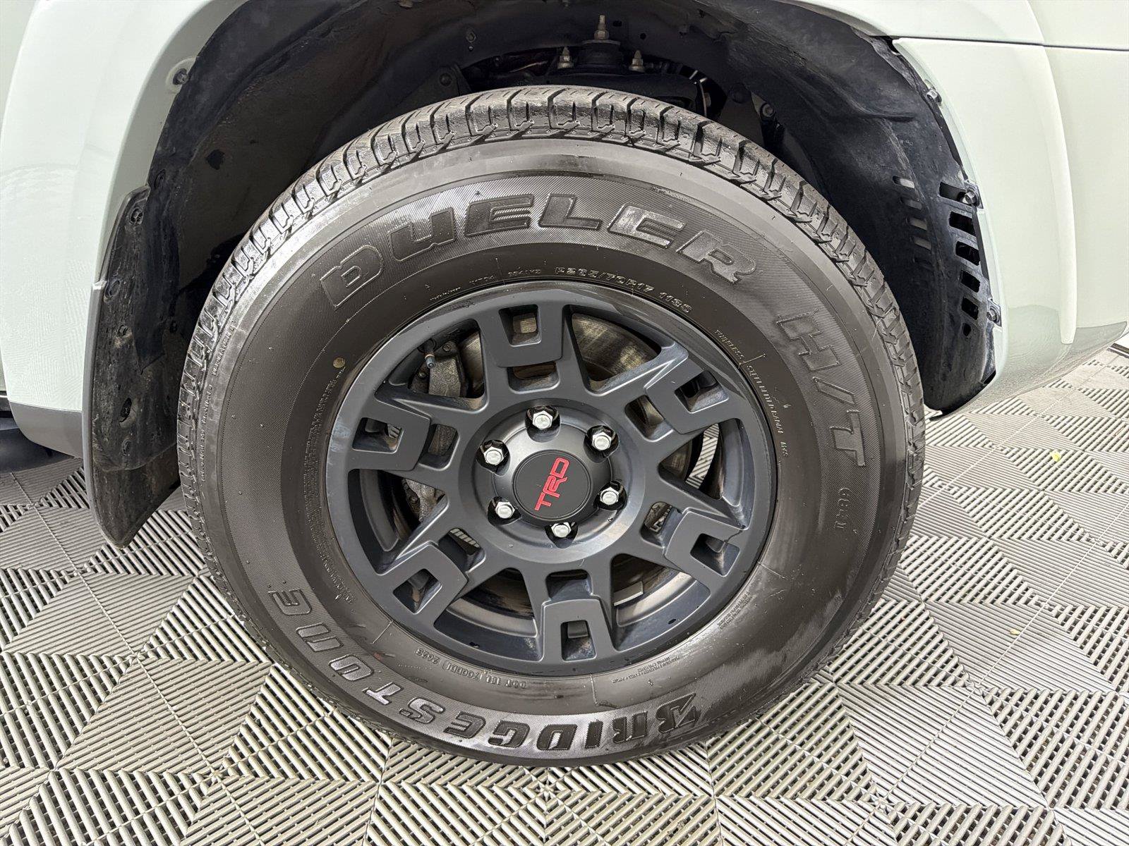 Used 2023 Toyota 4Runner TRD Off-Road Premium w/ Off Road Premium Plus Package AWD/4WD image 10