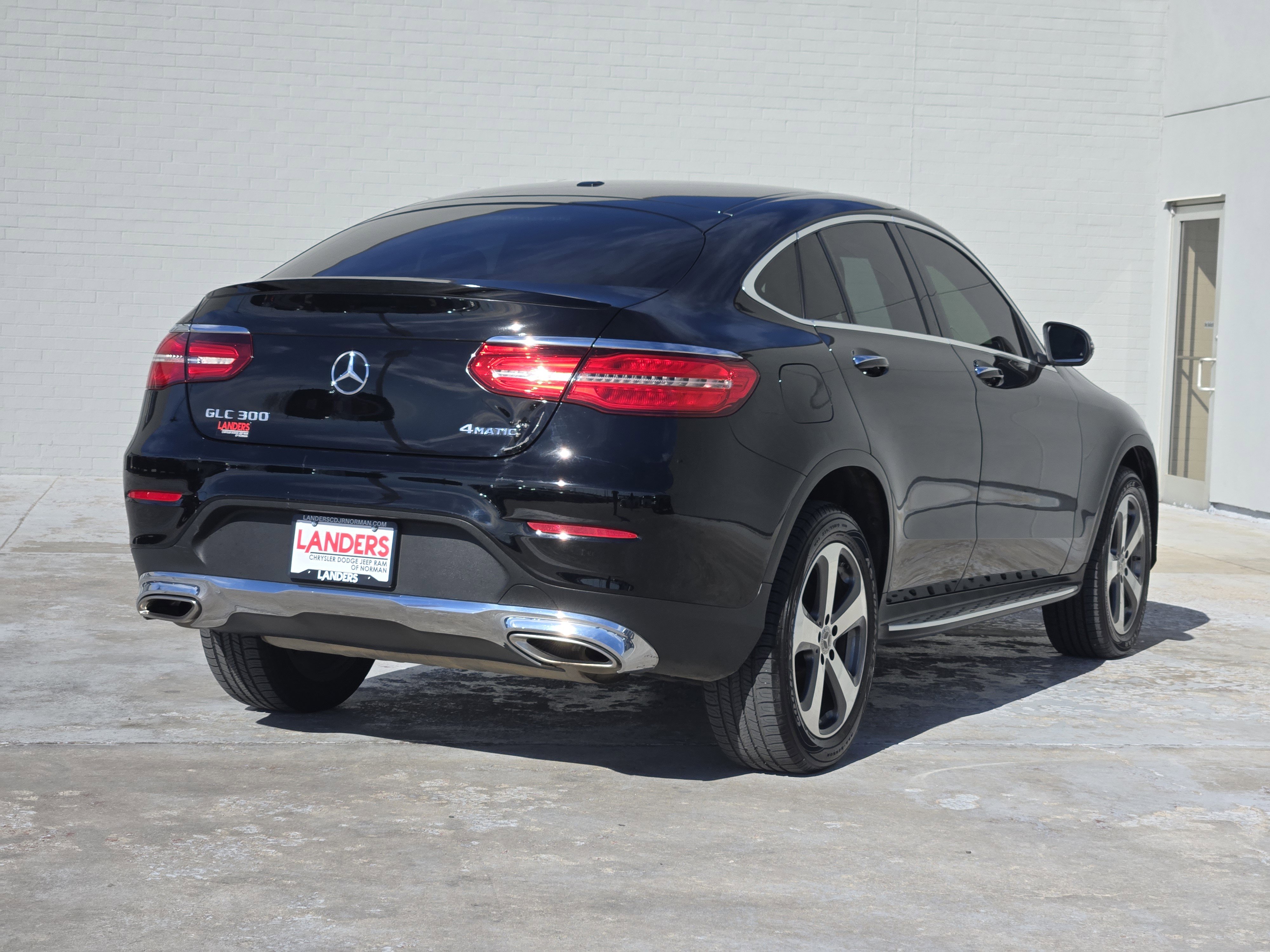 Used 2019 Mercedes-Benz GLC 300 4MATIC Coupe image 7