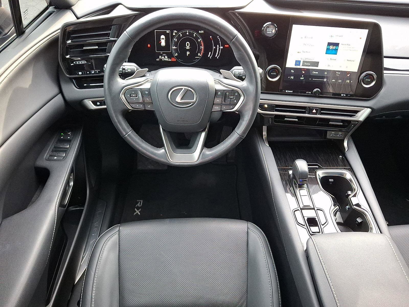 Used 2024 Lexus RX 350 FWD w/ Technology Package image 11