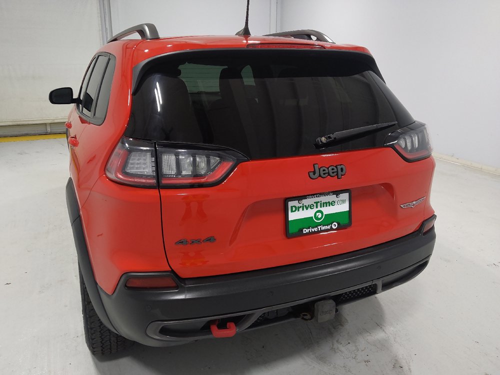 Used 2019 Jeep Cherokee Trailhawk w/ Cold Weather Group AWD/4WD image 11