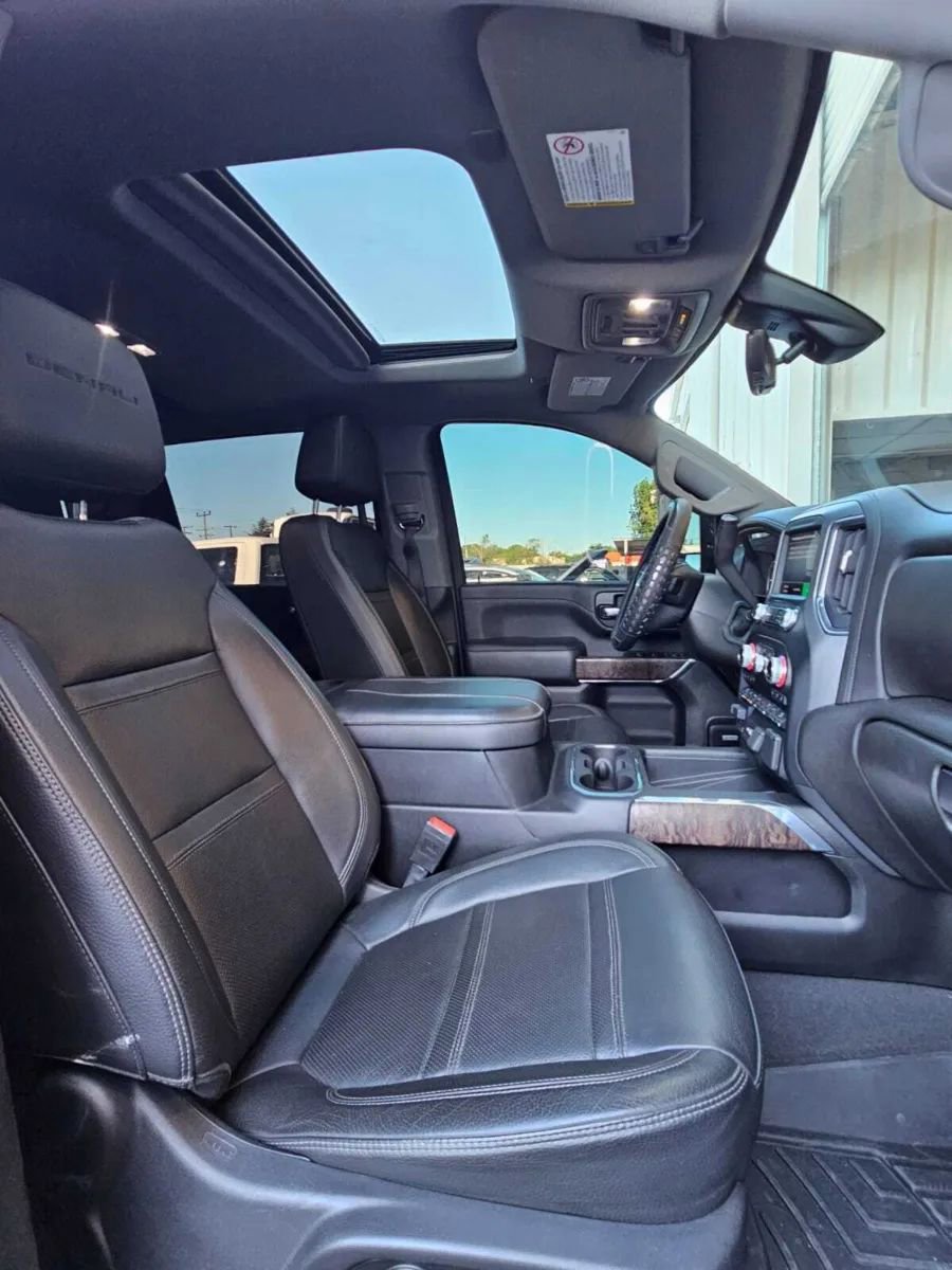 Used 2023 GMC Sierra 2500 Denali w/ Denali Ultimate Package image 15