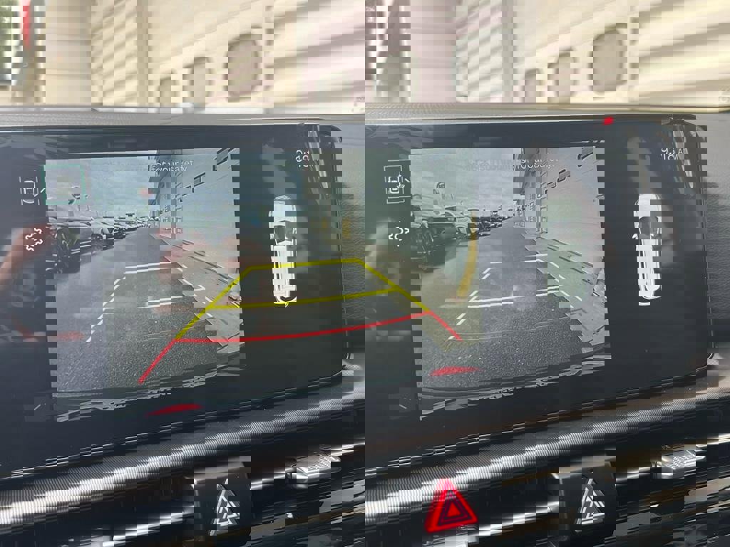 New 2026 Kia Sportage EX w/ EX Panorama Roof Package image 22