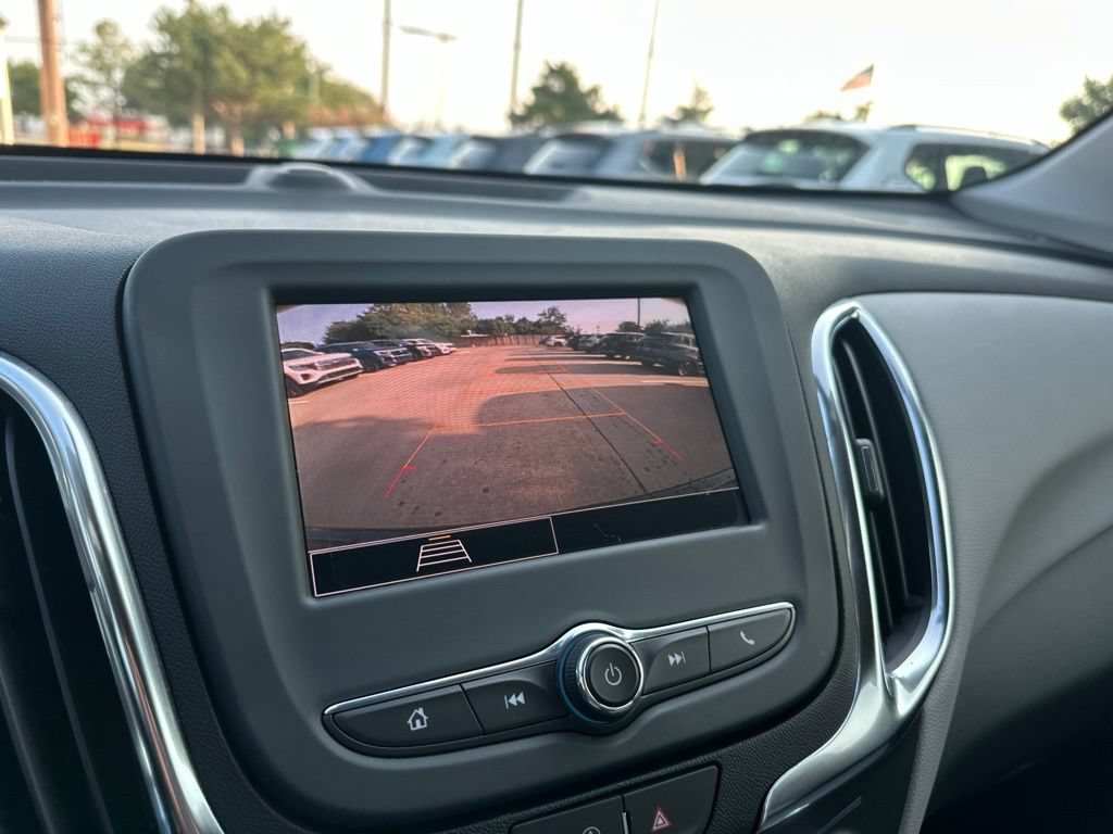 Used 2024 Chevrolet Equinox LS w/ LS Convenience Package FWD image 12