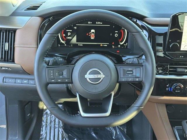 New 2025 Nissan Pathfinder Platinum w/ Cargo Package image 19