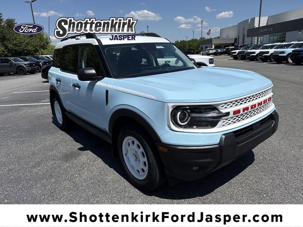 Used 2025 Ford Bronco Sport Heritage w/ Convenience Package AWD/4WD image 1