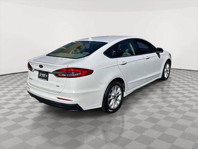 Used 2019 Ford Fusion SE FWD image 6