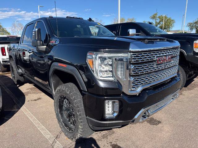 Used 2023 GMC Sierra 2500 Denali w/ Denali Black Diamond Edition AWD/4WD image 1