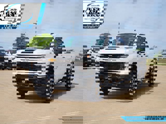 Used 2025 Chevrolet Silverado 2500 Custom w/ Custom Value Package AWD/4WD image 5