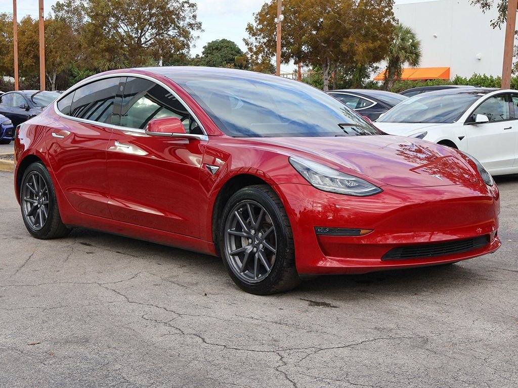 Used 2018 Tesla Model 3 Long Range RWD image 59