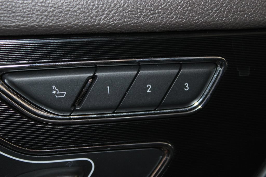 Used 2021 Lincoln Corsair AWD w/ Premium Package image 47