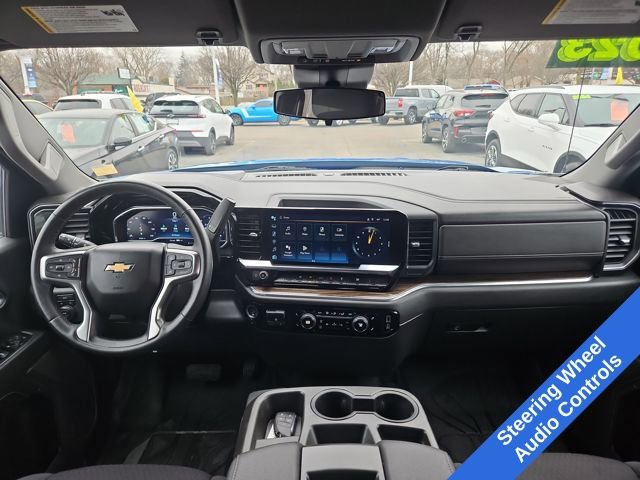 Used 2023 Chevrolet Silverado 1500 LT image 16