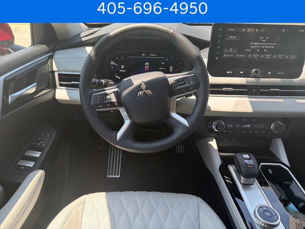 Used 2026 Mitsubishi Outlander SEL FWD image 16